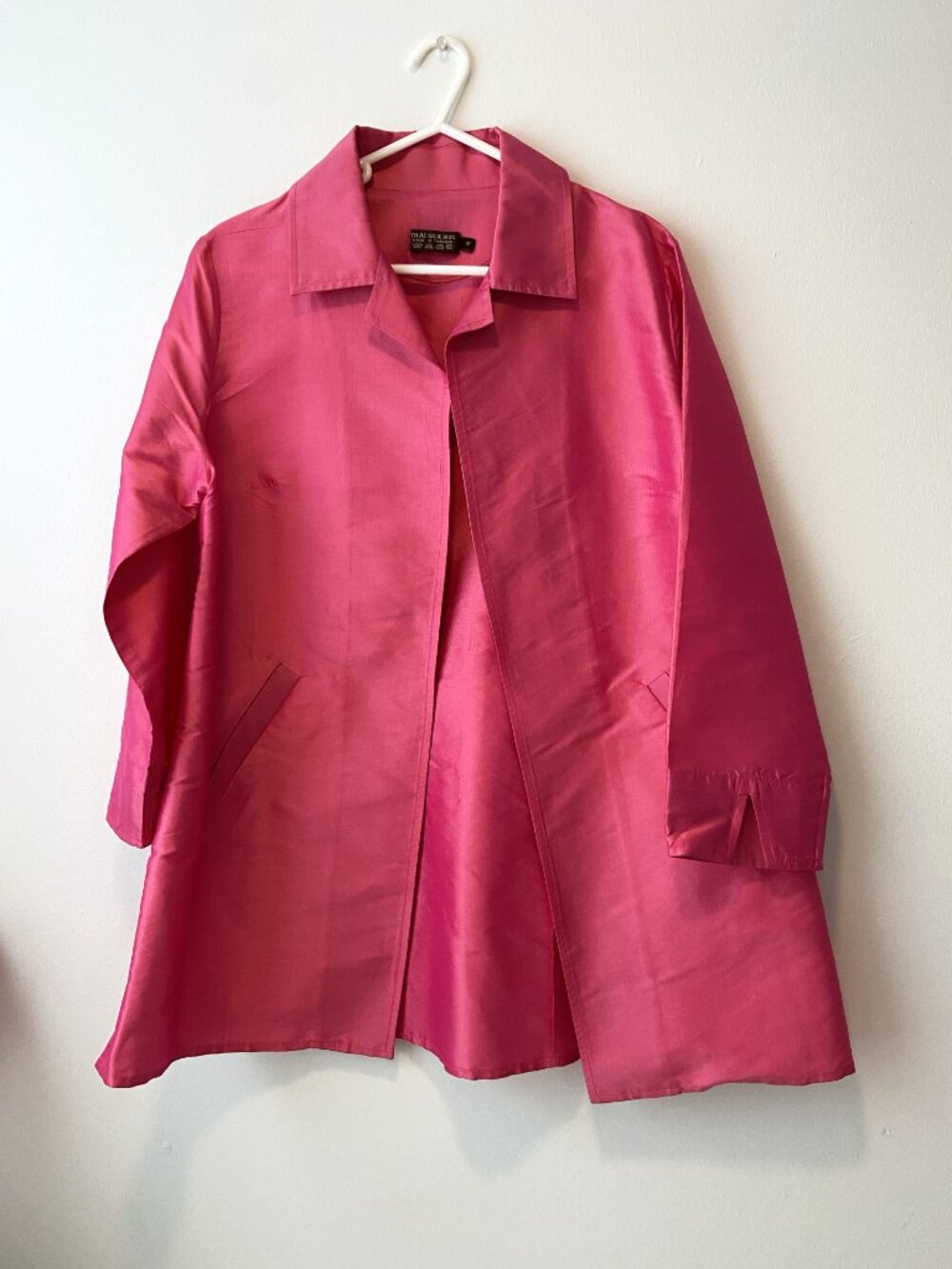Elegant Thai Silk Vibrant Pink Jacket